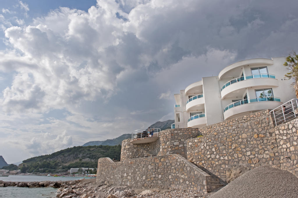 Live Aparthotel