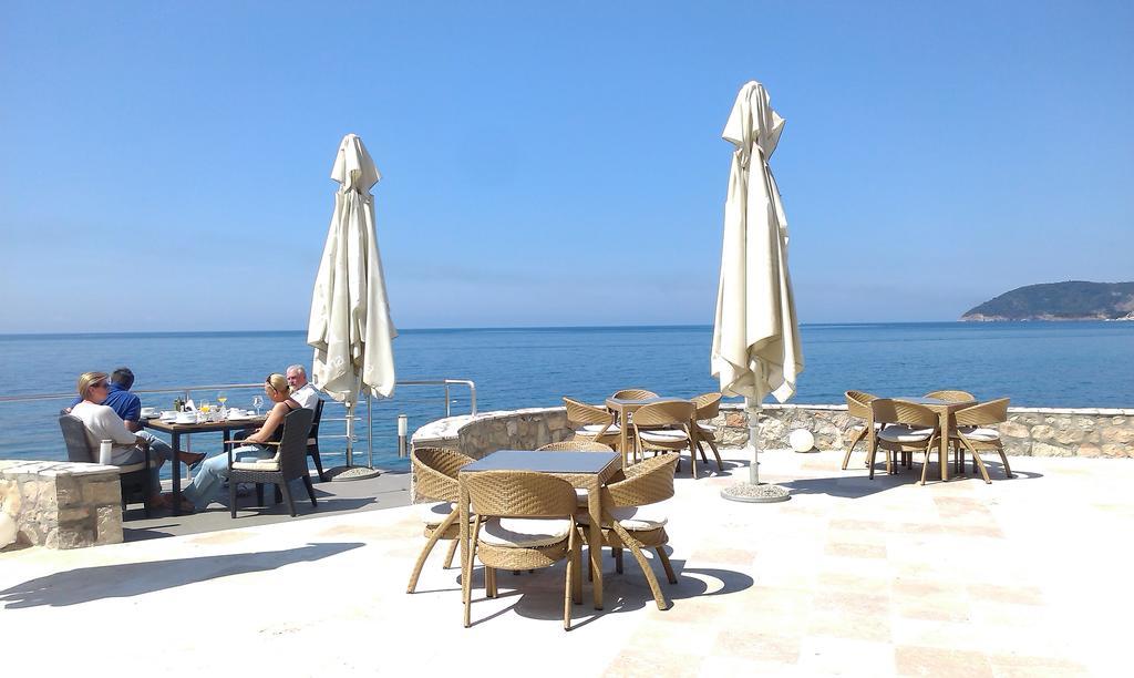 Live Aparthotel Sutomore