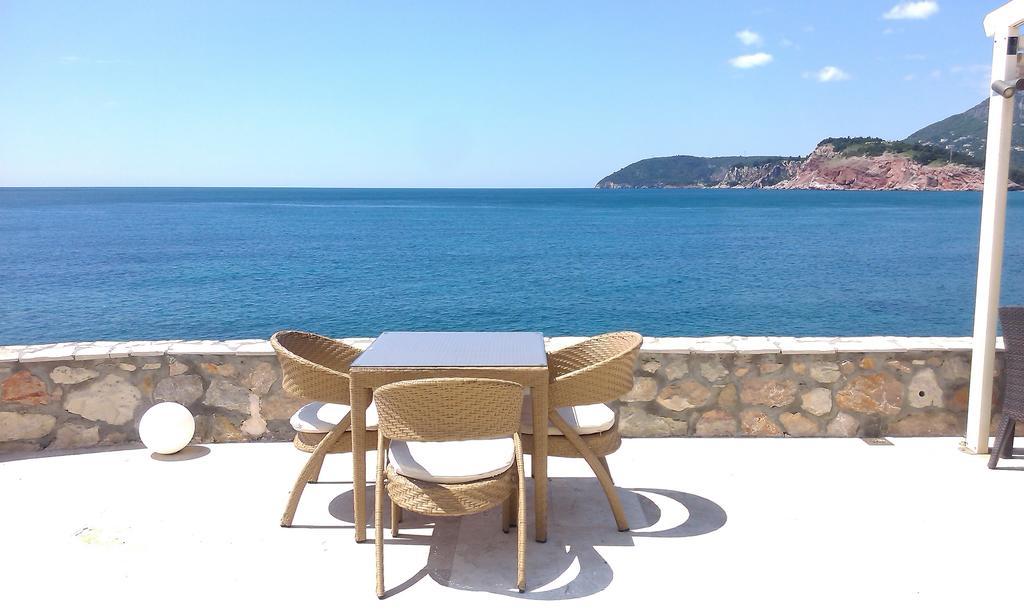 Live Apart Otel Sutomore